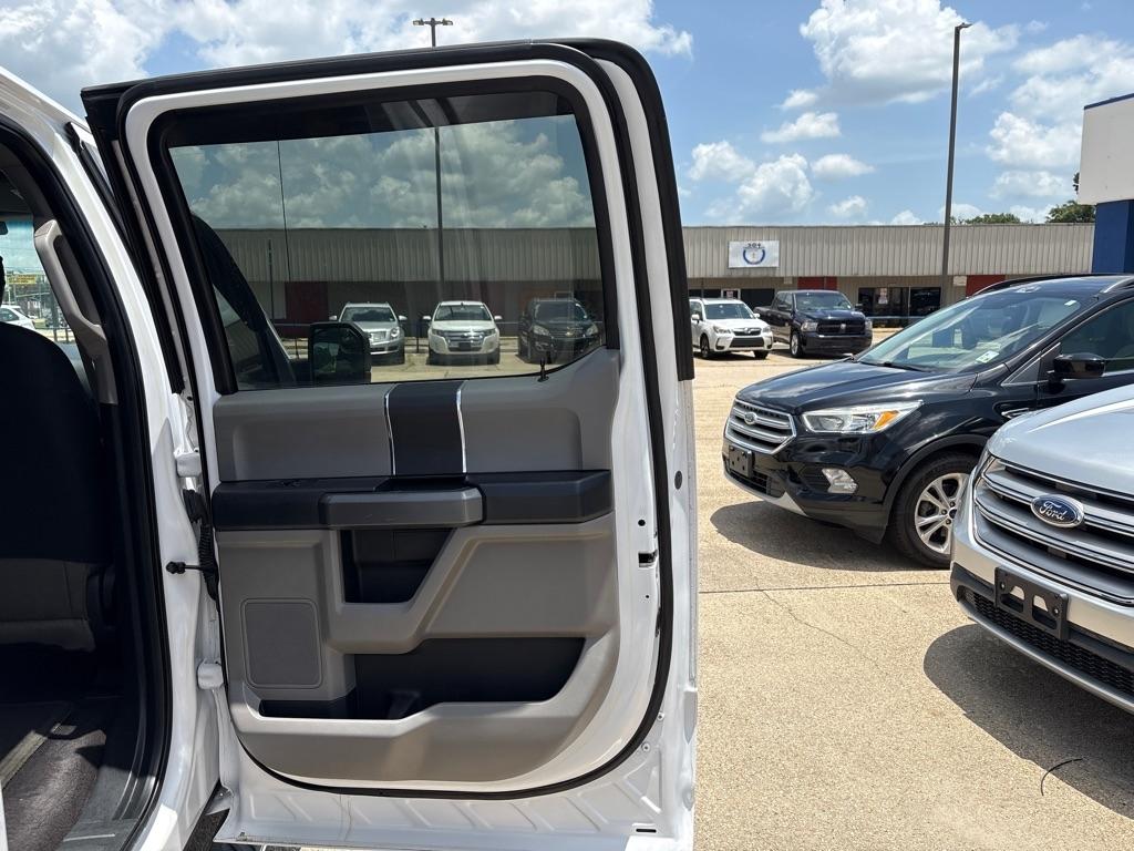 Ford F-150 4WD SuperCrew 145" King Ranch 2016