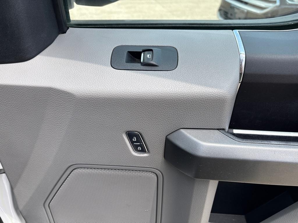 Ford F-150 4WD SuperCrew 145" King Ranch 2016