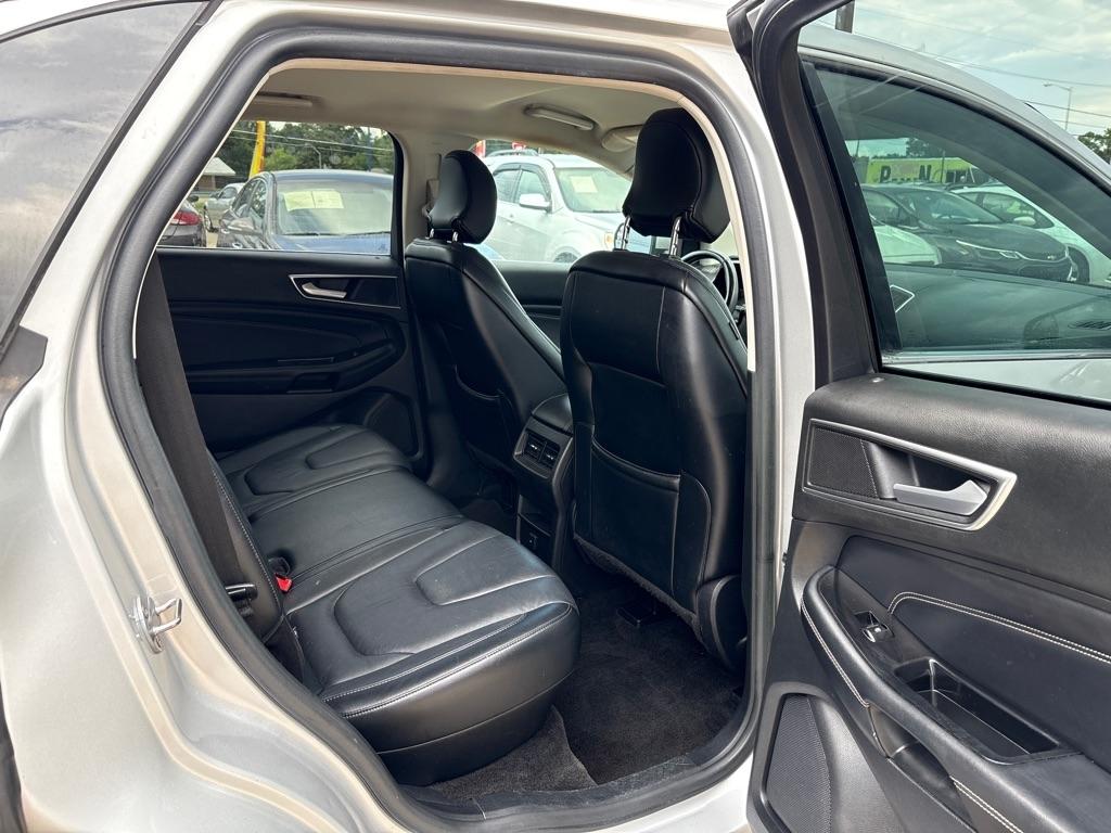 Ford Edge 4dr Titanium FWD 2015