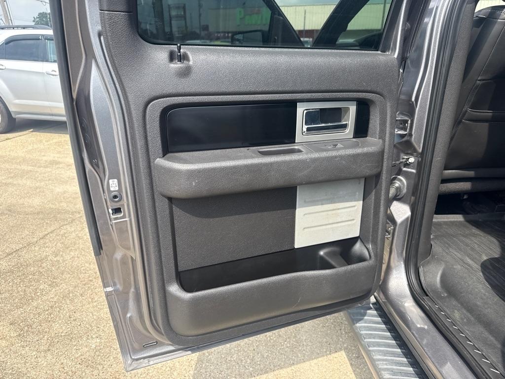 Ford F-150 4WD SuperCrew 145" Platinum 2012