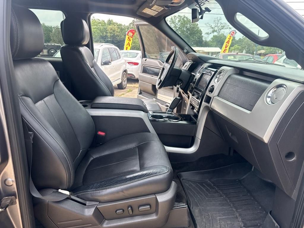 Ford F-150 4WD SuperCrew 145" Platinum 2012