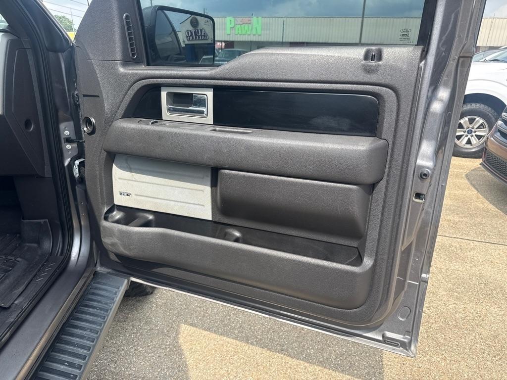 Ford F-150 4WD SuperCrew 145" Platinum 2012