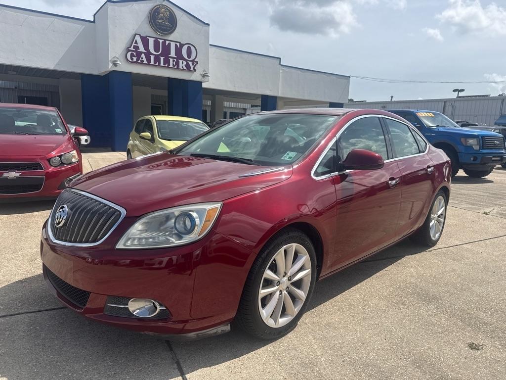 Buick Verano 4dr Sdn Leather Group 2012