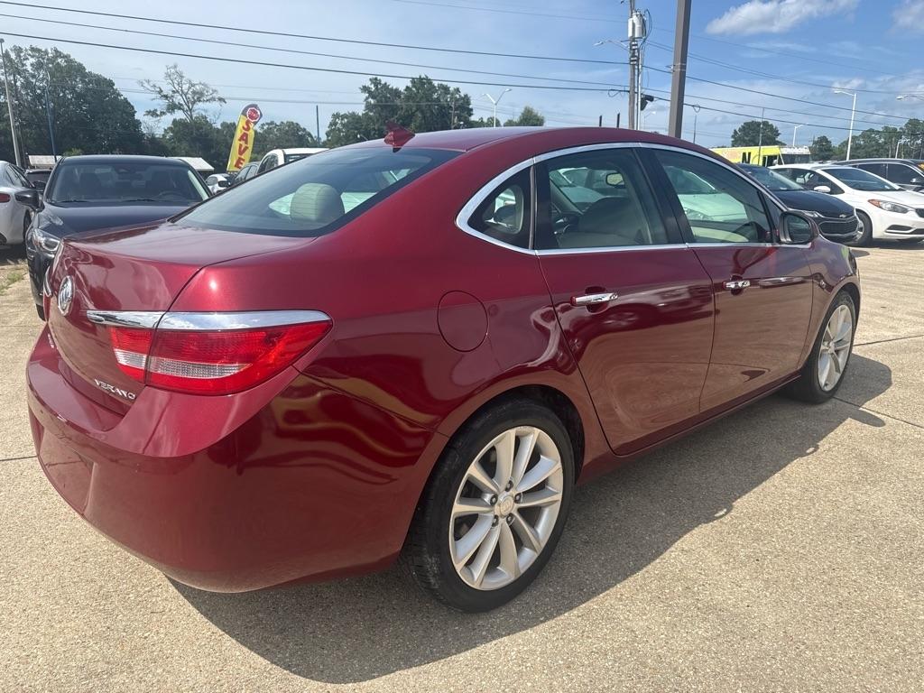Buick Verano 4dr Sdn Leather Group 2012