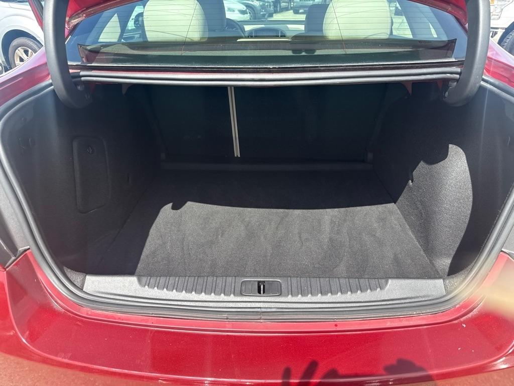 Buick Verano 4dr Sdn Leather Group 2012