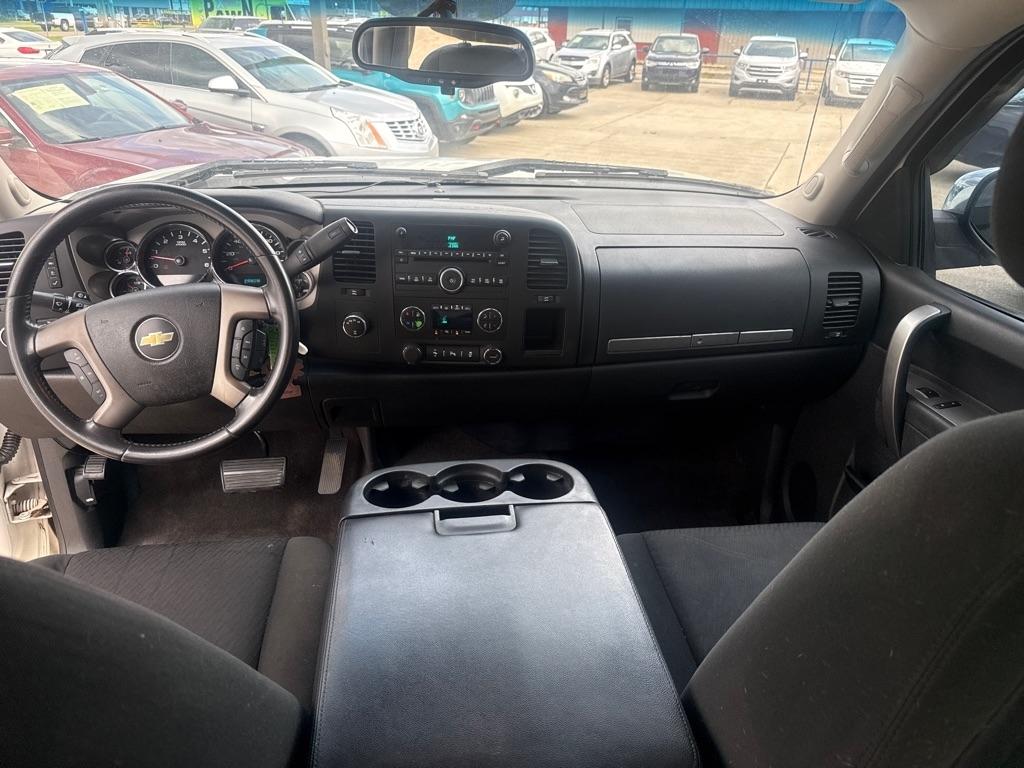 Chevrolet Silverado 1500 4WD Crew Cab 143.5" LT 2012