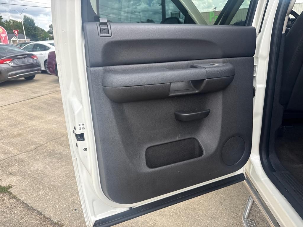 Chevrolet Silverado 1500 4WD Crew Cab 143.5" LT 2012