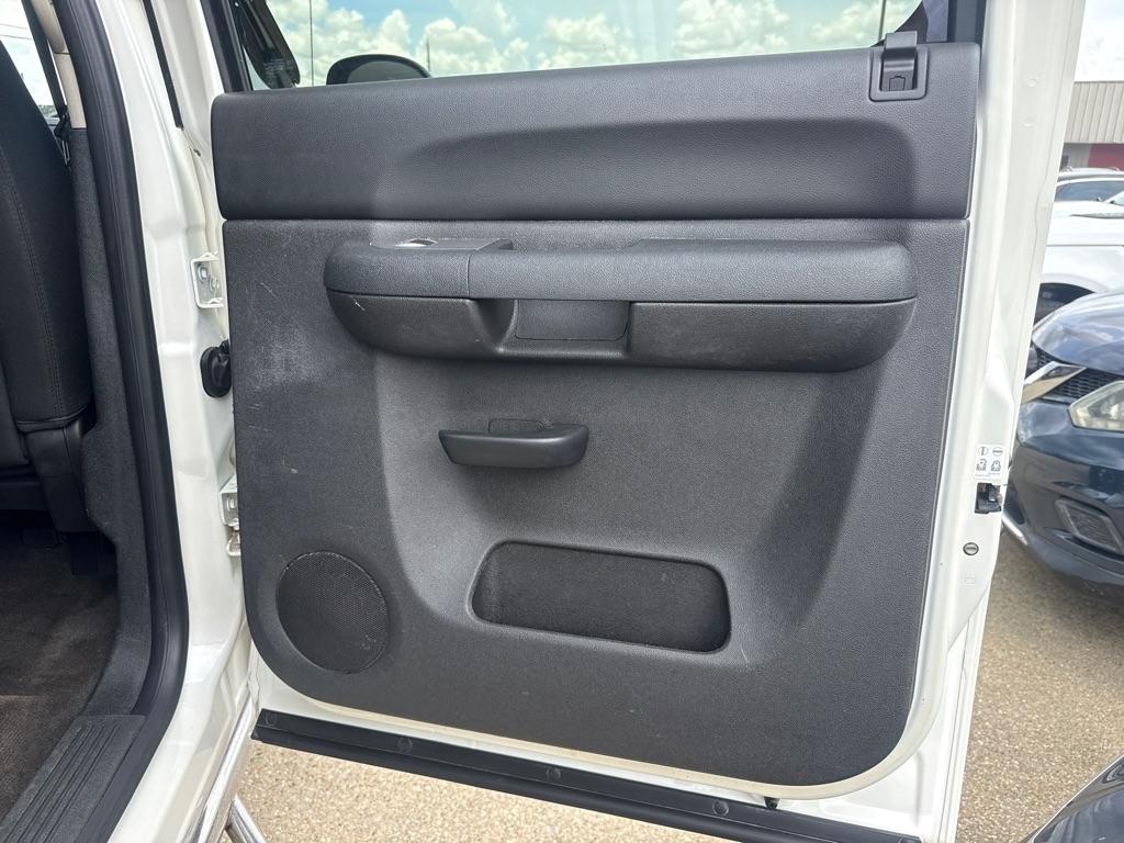 Chevrolet Silverado 1500 4WD Crew Cab 143.5" LT 2012