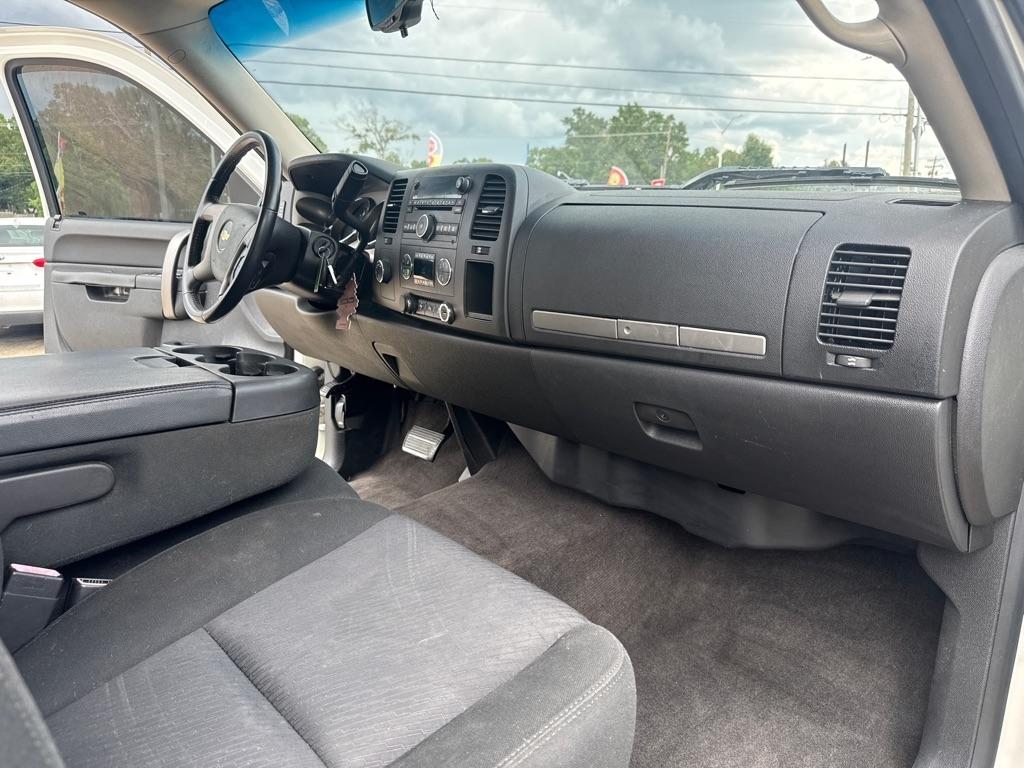 Chevrolet Silverado 1500 4WD Crew Cab 143.5" LT 2012