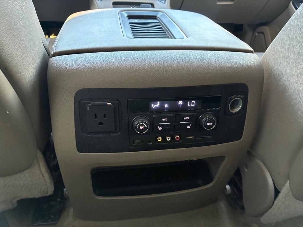 GMC Yukon 2WD 4dr SLT 2016