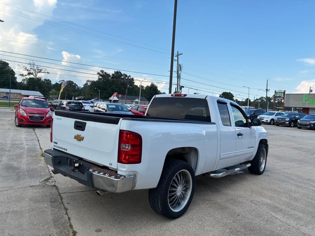 Chevrolet Silverado 1500 2WD Ext Cab 143.5" LT 2012