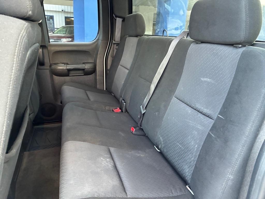 Chevrolet Silverado 1500 2WD Ext Cab 143.5" LT 2012