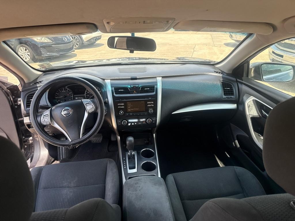 Nissan Altima 4dr Sdn I4 2.5 SV 2015