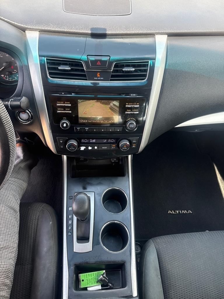 Nissan Altima 4dr Sdn I4 2.5 SV 2015