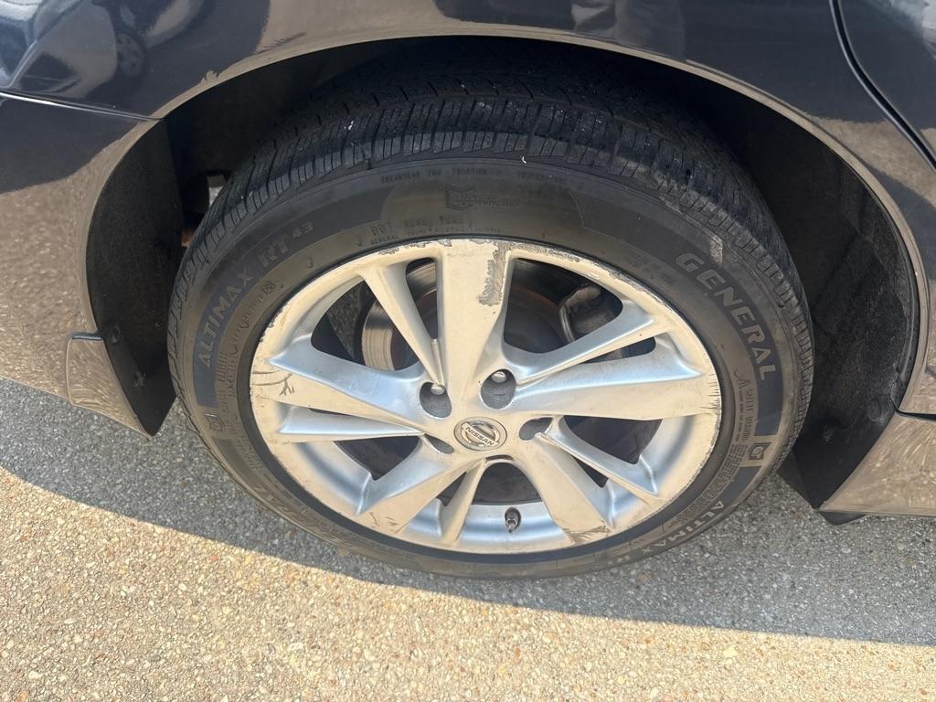 Nissan Altima 4dr Sdn I4 2.5 SV 2015