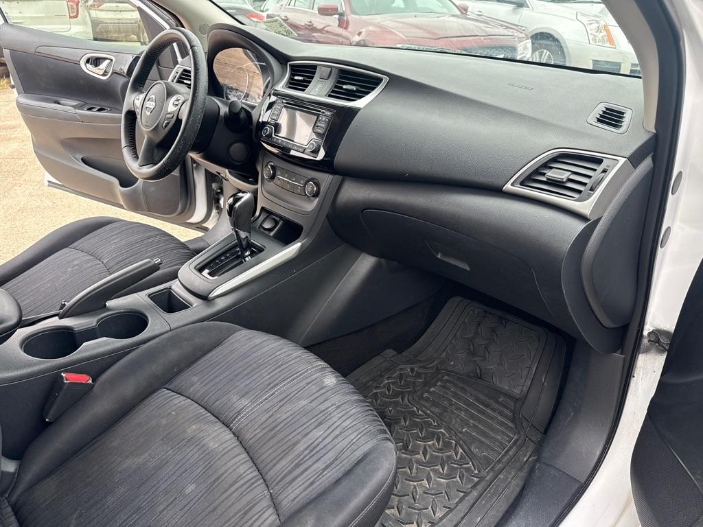 Nissan Sentra SV CVT 2017