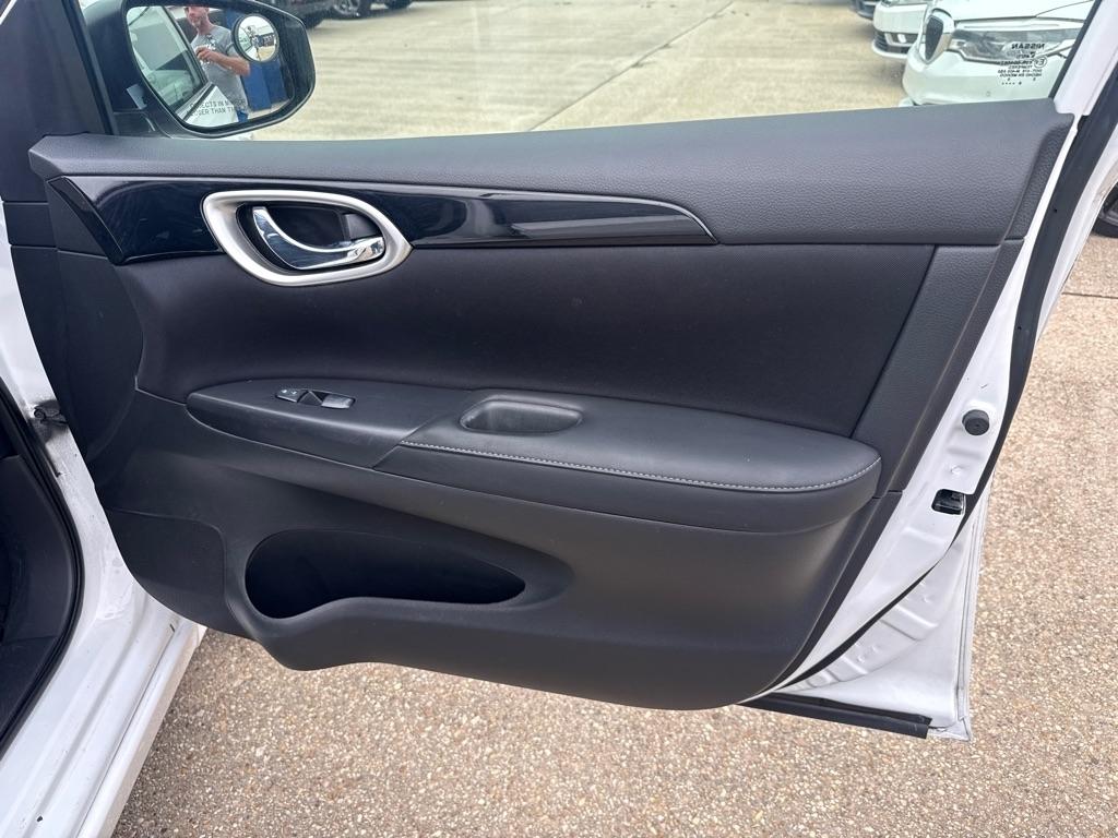 Nissan Sentra SV CVT 2017