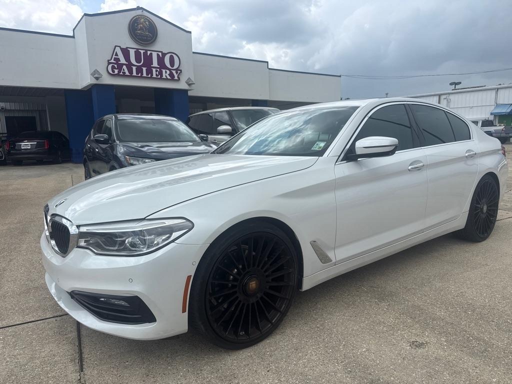BMW 5 Series 540i Sedan 2017