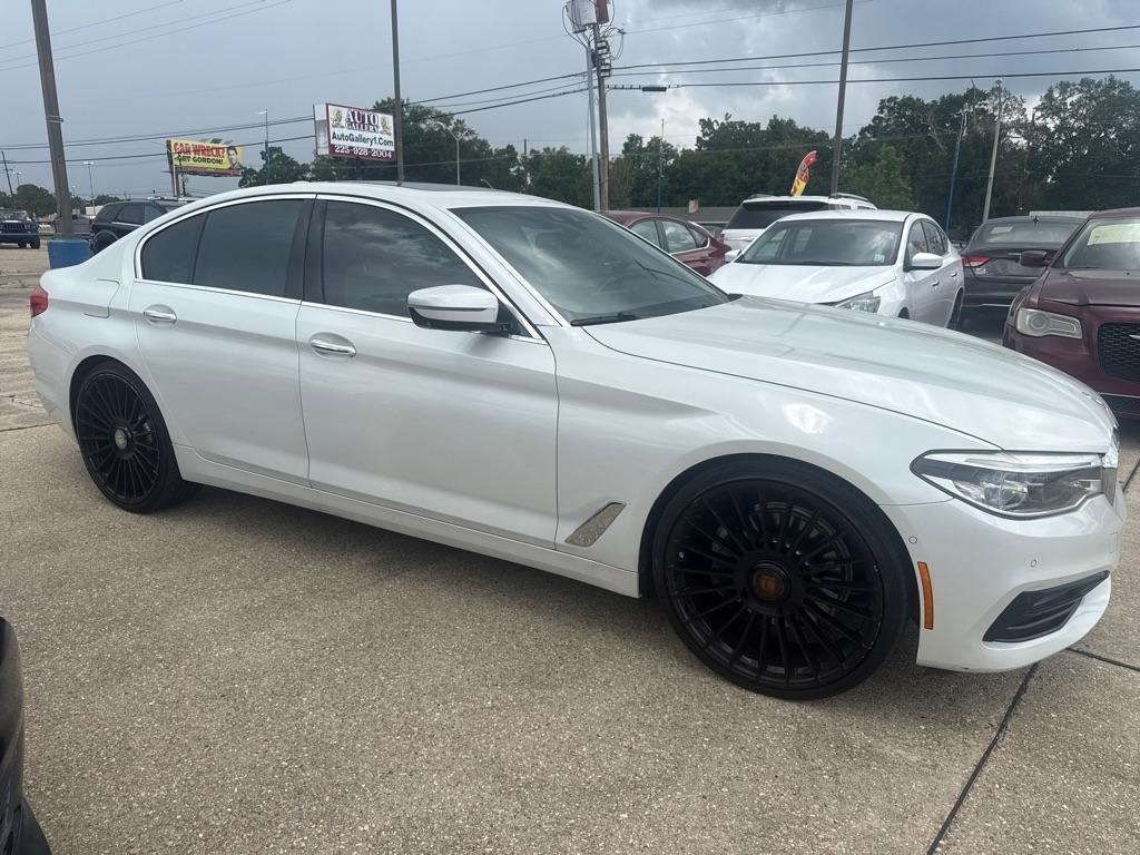 BMW 5 Series 540i Sedan 2017