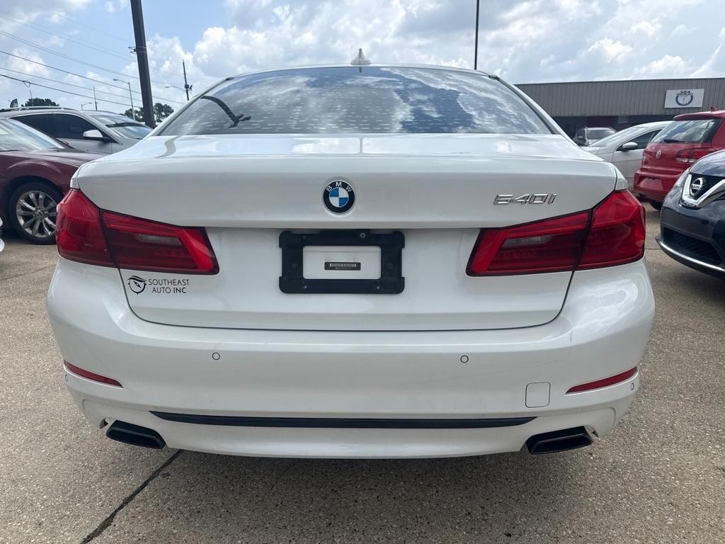 BMW 5 Series 540i Sedan 2017
