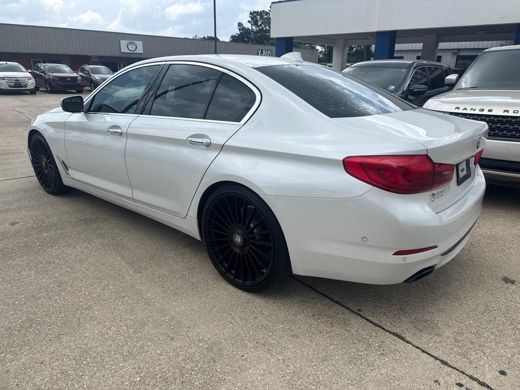 BMW 5 Series 540i Sedan 2017