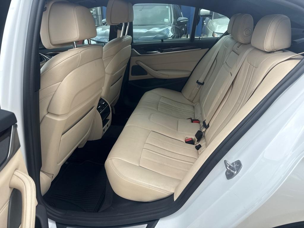 BMW 5 Series 540i Sedan 2017