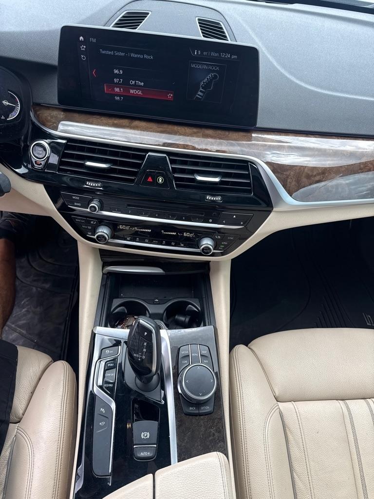 BMW 5 Series 540i Sedan 2017