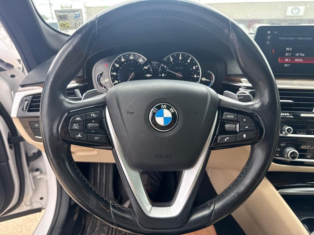 BMW 5 Series 540i Sedan 2017