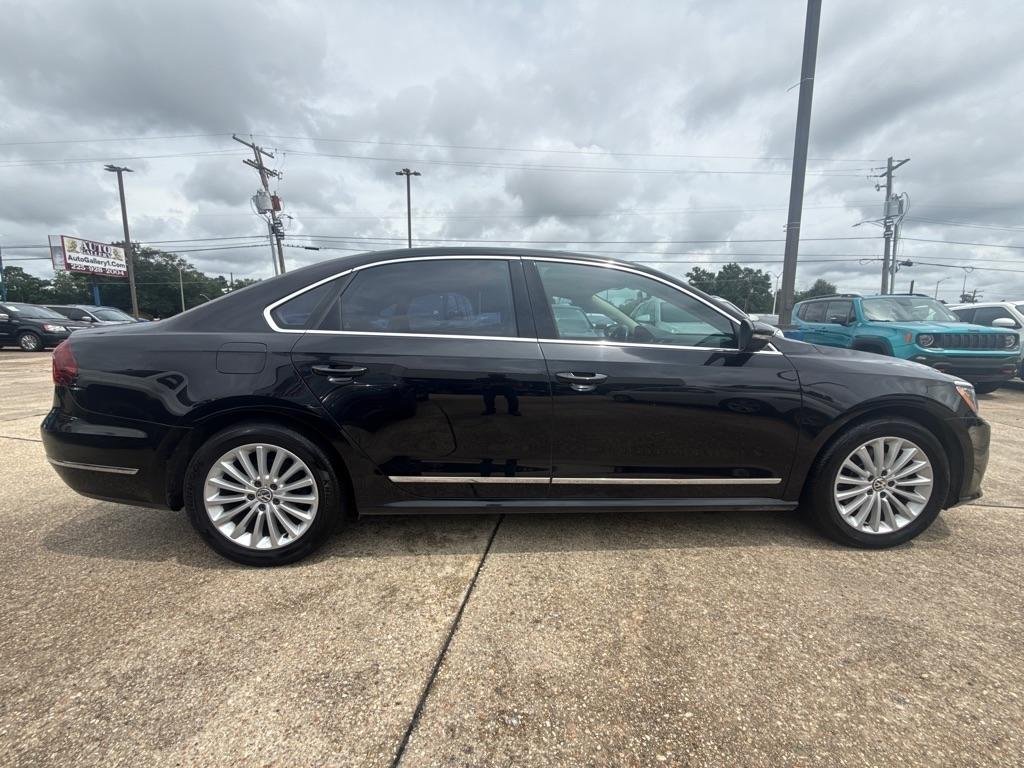 Volkswagen Passat 1.8T SE Auto 2017