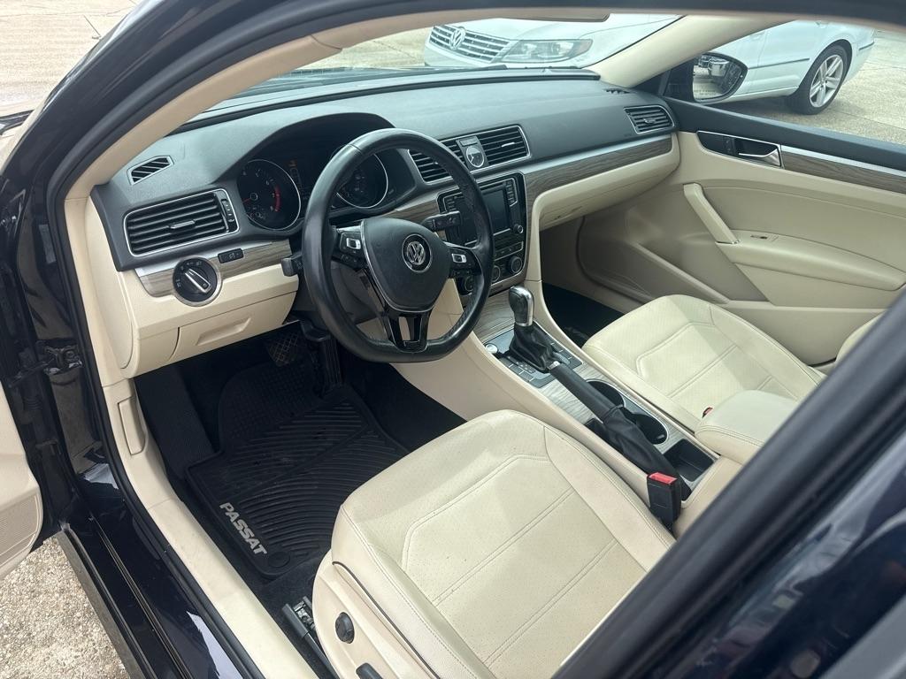 Volkswagen Passat 1.8T SE Auto 2017