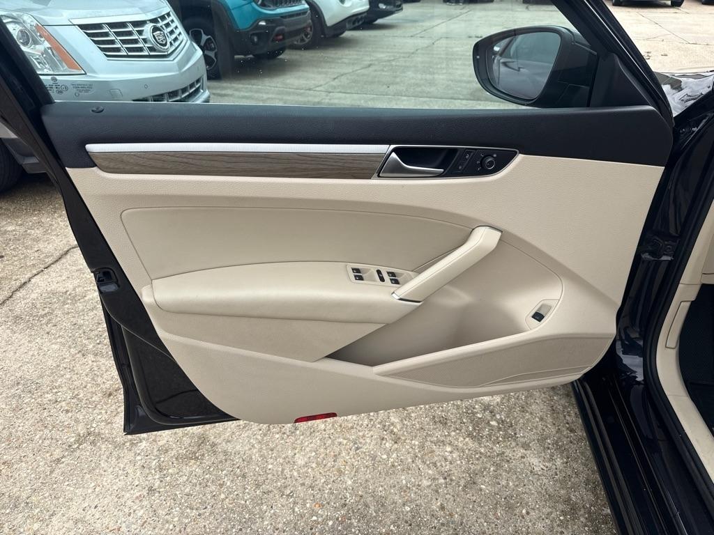 Volkswagen Passat 1.8T SE Auto 2017