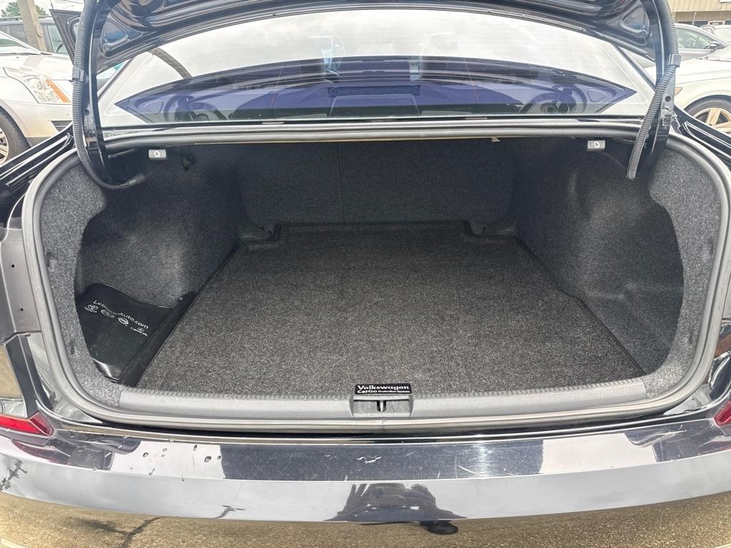 Volkswagen Passat 1.8T SE Auto 2017