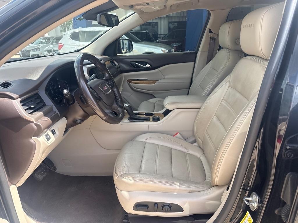 GMC Acadia FWD 4dr Denali 2017