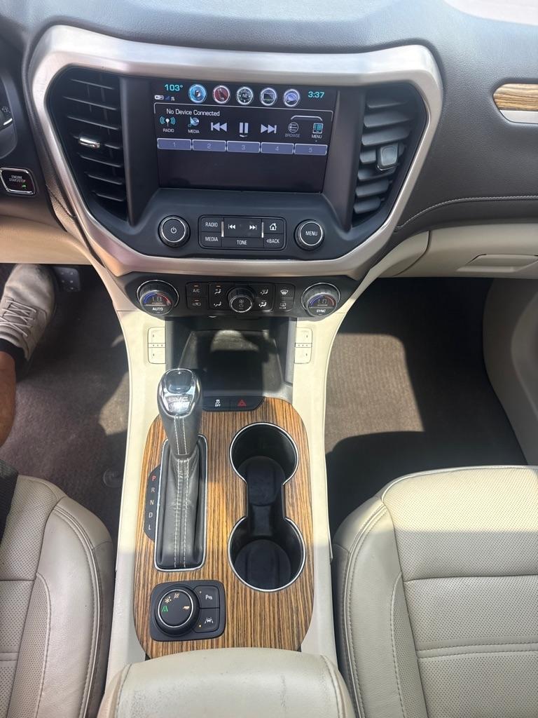 GMC Acadia FWD 4dr Denali 2017