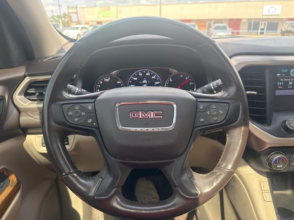 GMC Acadia FWD 4dr Denali 2017