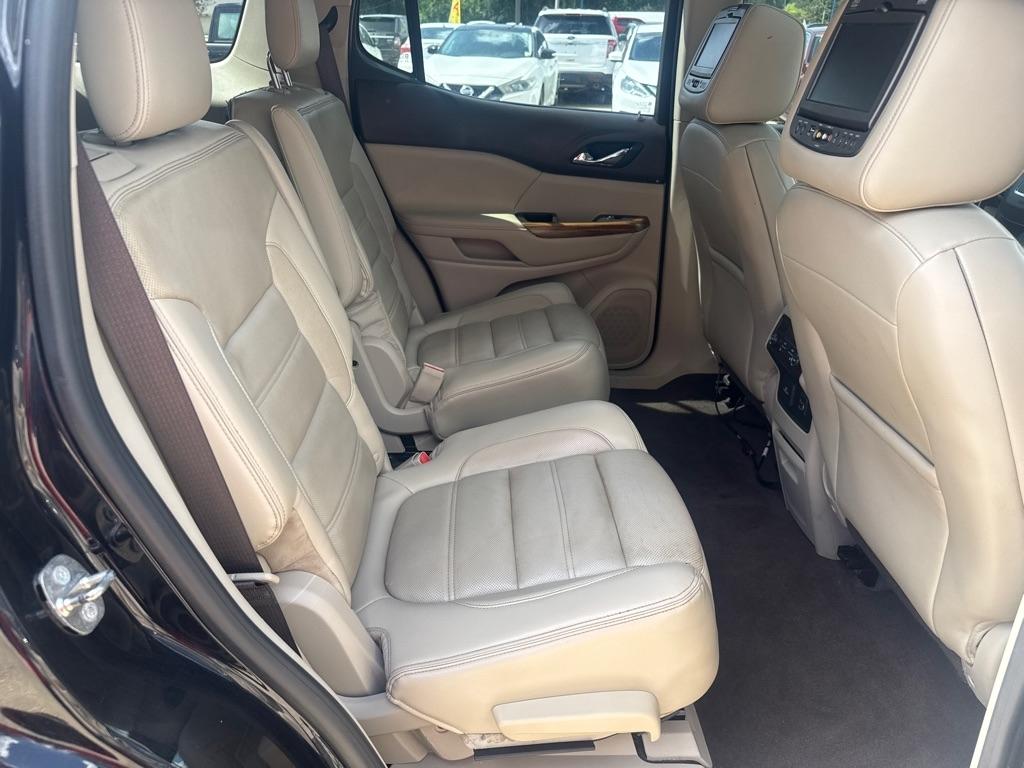 GMC Acadia FWD 4dr Denali 2017
