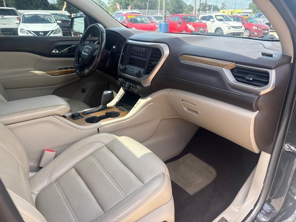 GMC Acadia FWD 4dr Denali 2017