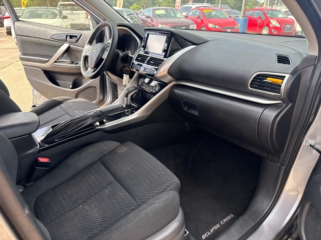 Mitsubishi Eclipse Cross ES FWD 2020