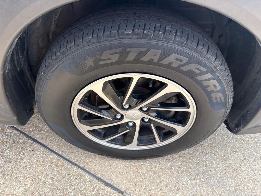 Mitsubishi Eclipse Cross ES FWD 2020