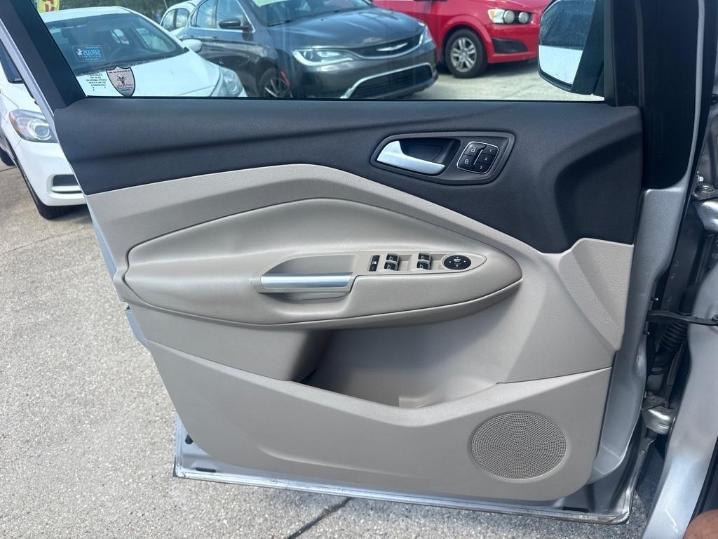 Ford Escape FWD 4dr Titanium 2016