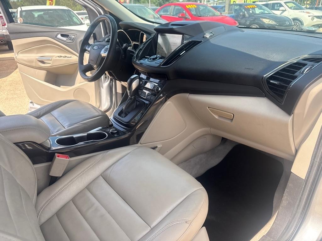 Ford Escape FWD 4dr Titanium 2016