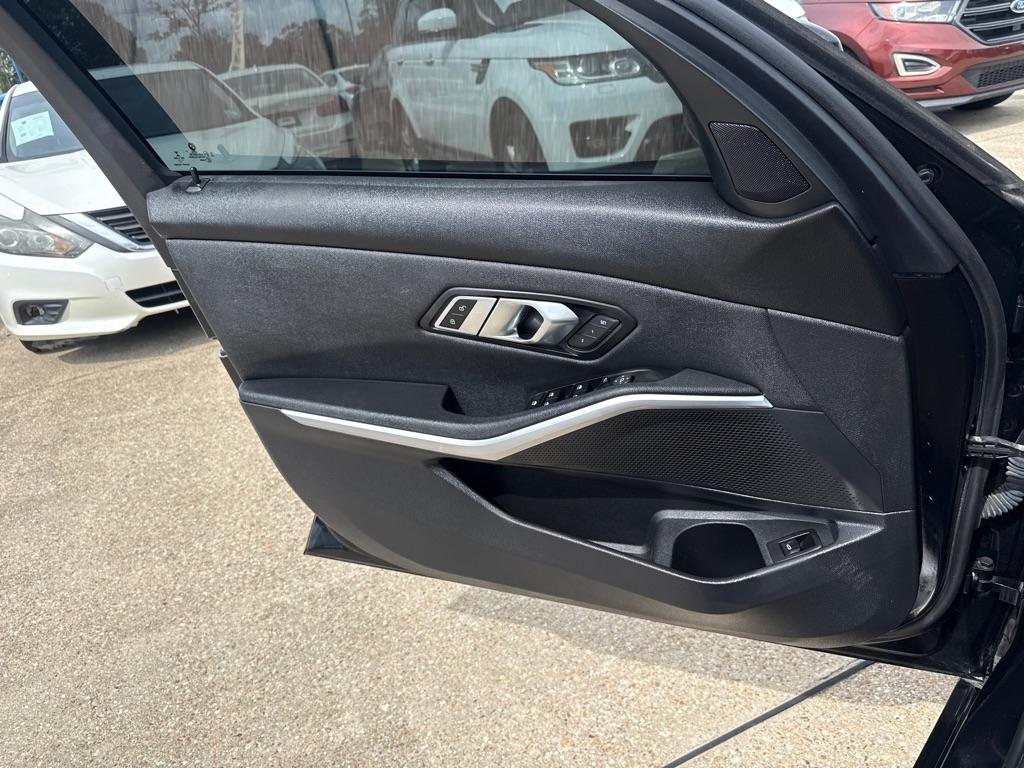 BMW 3 Series 330i Sedan North America 2019