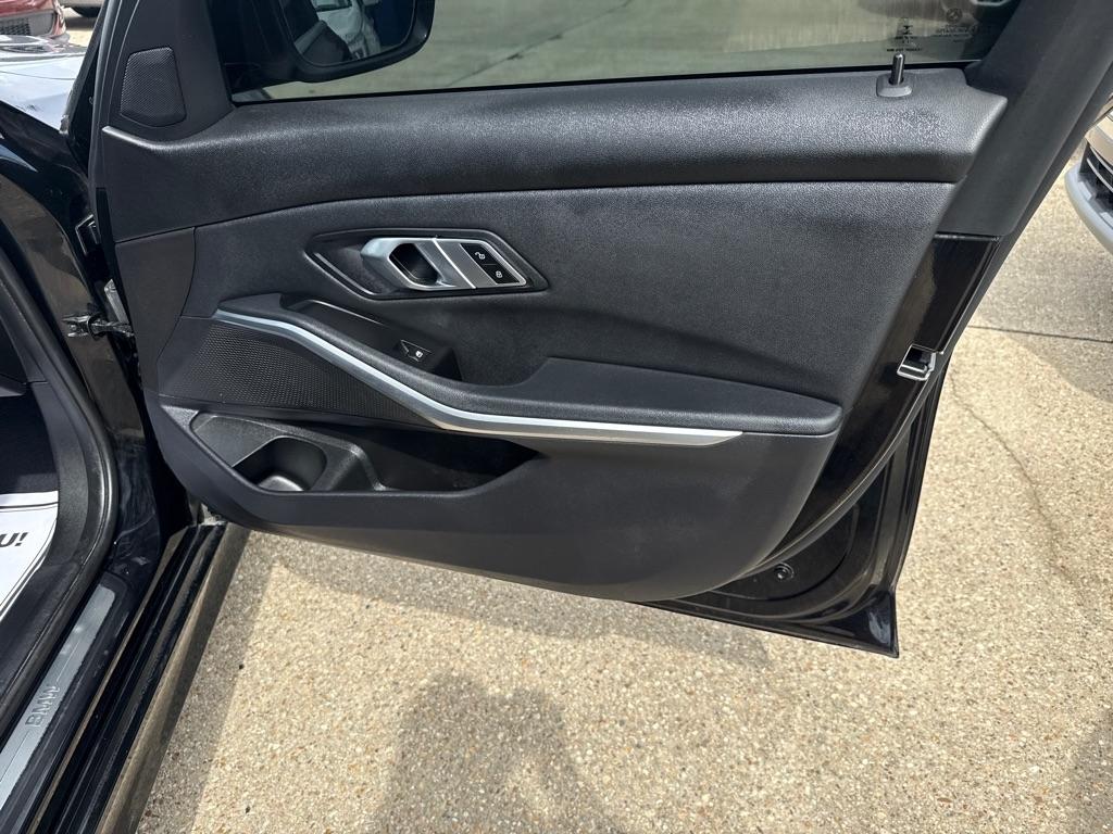 BMW 3 Series 330i Sedan North America 2019