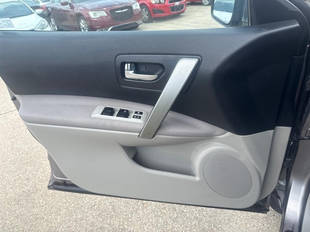 Nissan Rogue FWD 4dr SL 2010