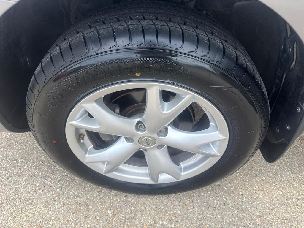 Nissan Rogue FWD 4dr SL 2010