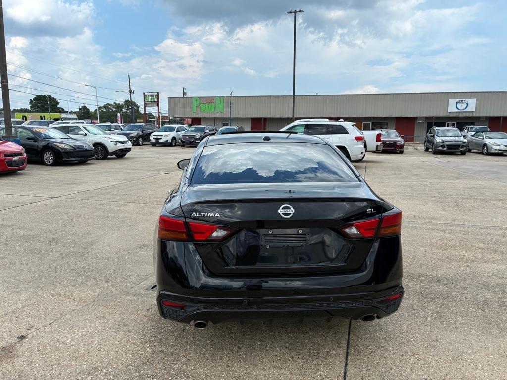 Nissan Altima 2.5 SL Sedan 2020