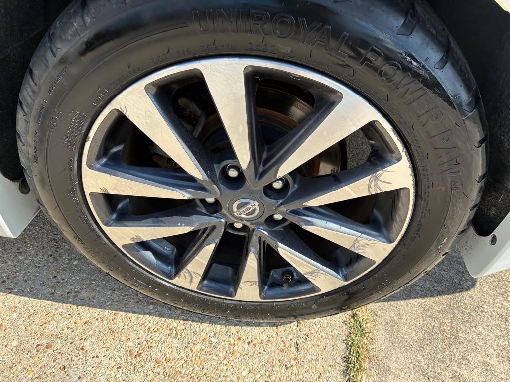Nissan Altima 4dr Sdn I4 2.5 SL 2016