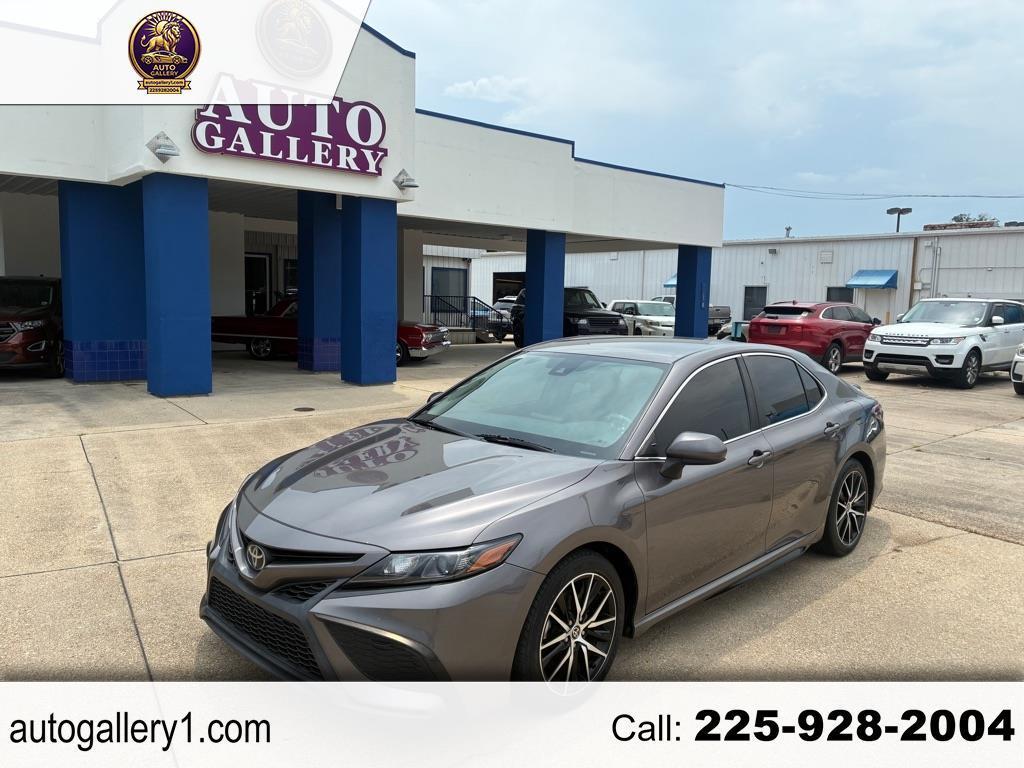 Toyota Camry SE Auto (Natl) 2021