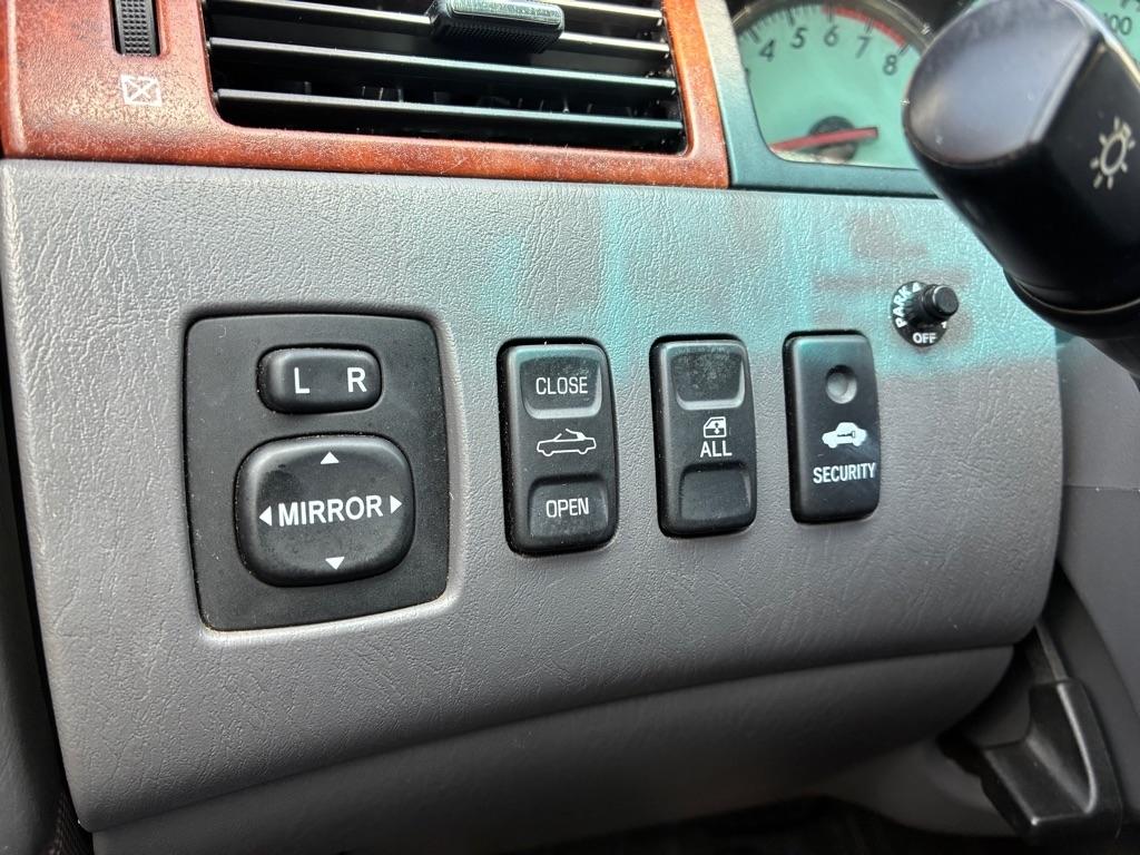 Toyota Camry Solara 2dr Conv SE V6 Auto (Natl) 2006
