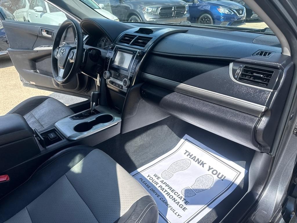 Toyota Camry 4dr Sdn I4 Auto SE Sport Limited Edition (Natl) 2012